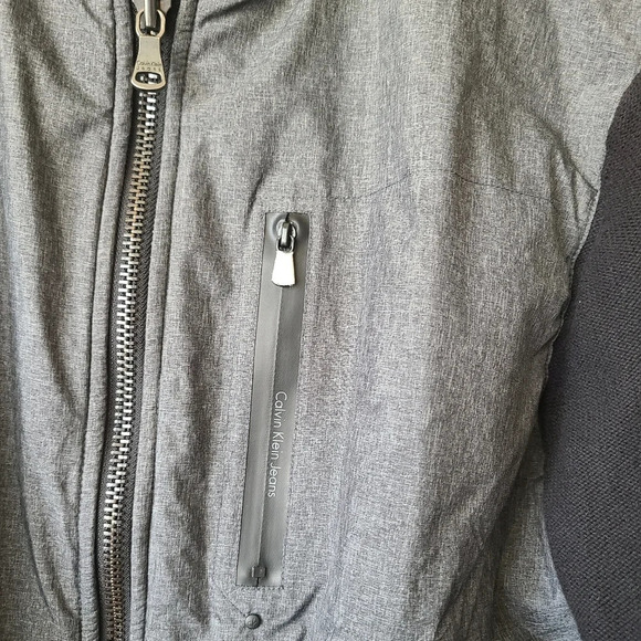 Calvin Klein Jeans Men's sweater sz.XL zip up gray/black (B) - Picture 2 of 12